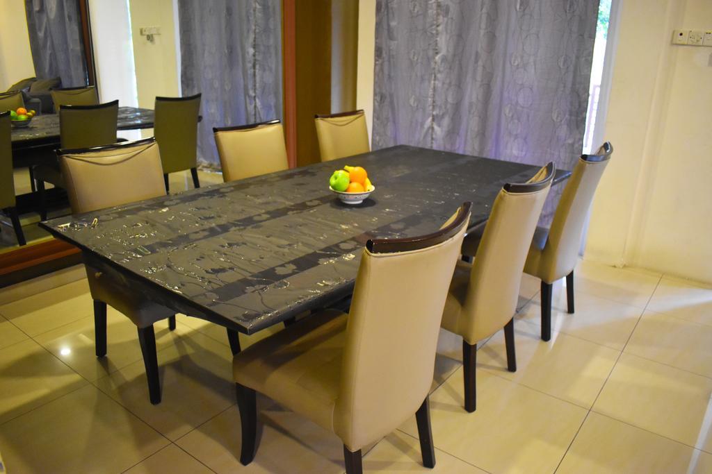 67 First Island Villa Bukit Jambul Ngoại thất bức ảnh